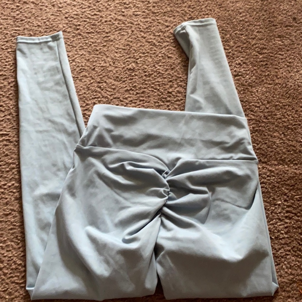 Amazon workout legs with butt scrunch super flattering